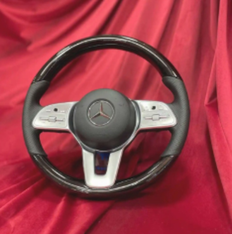 Руль от Mercedes-Benz